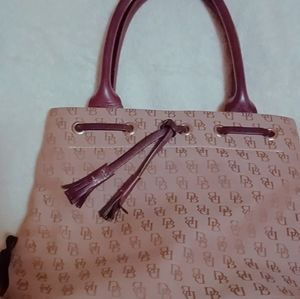 Dooney & Bourke